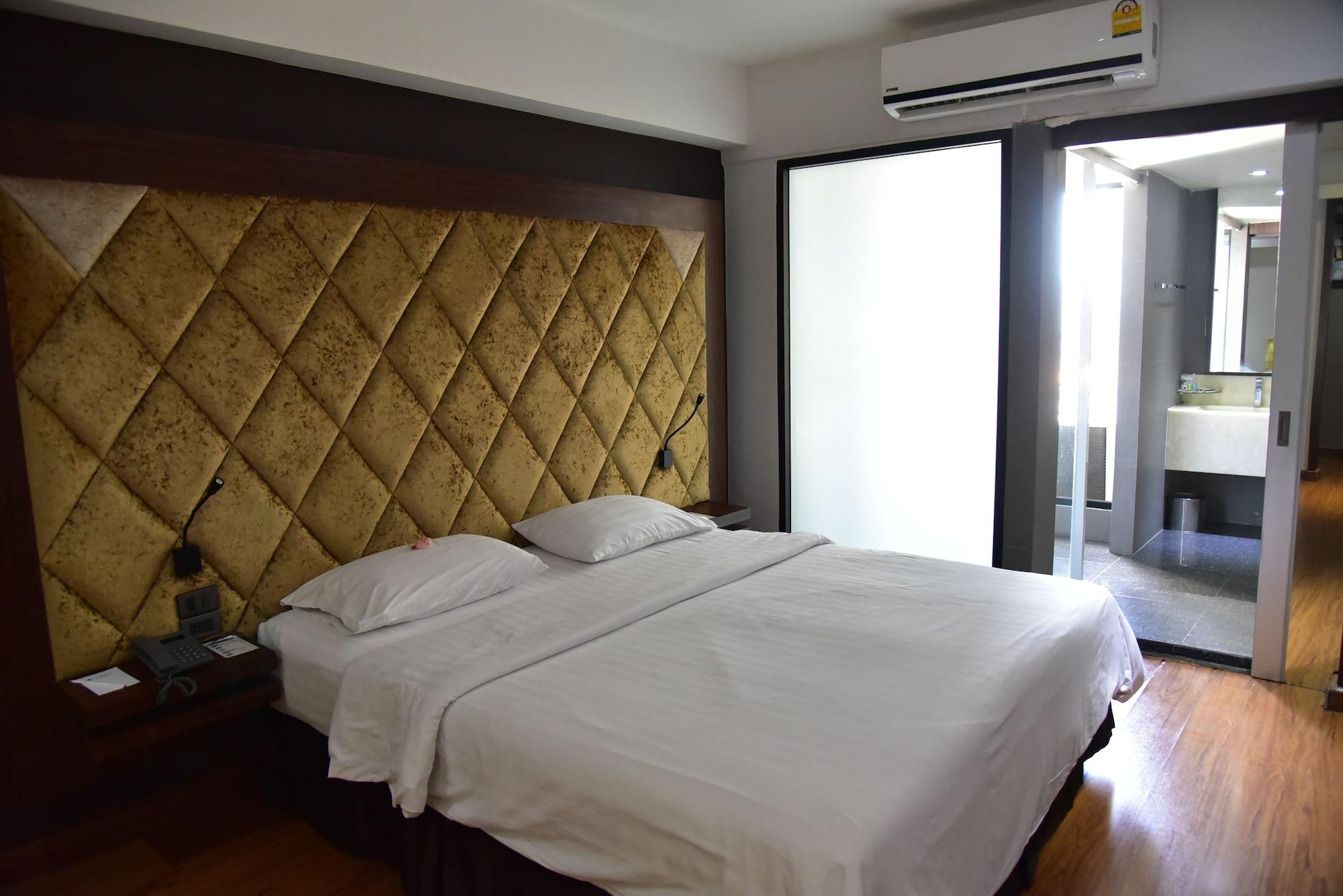 Grand Pink Hotel Hatyai Хатъяй Экстерьер фото