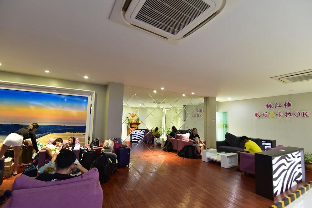 Grand Pink Hotel Hatyai Хатъяй Экстерьер фото
