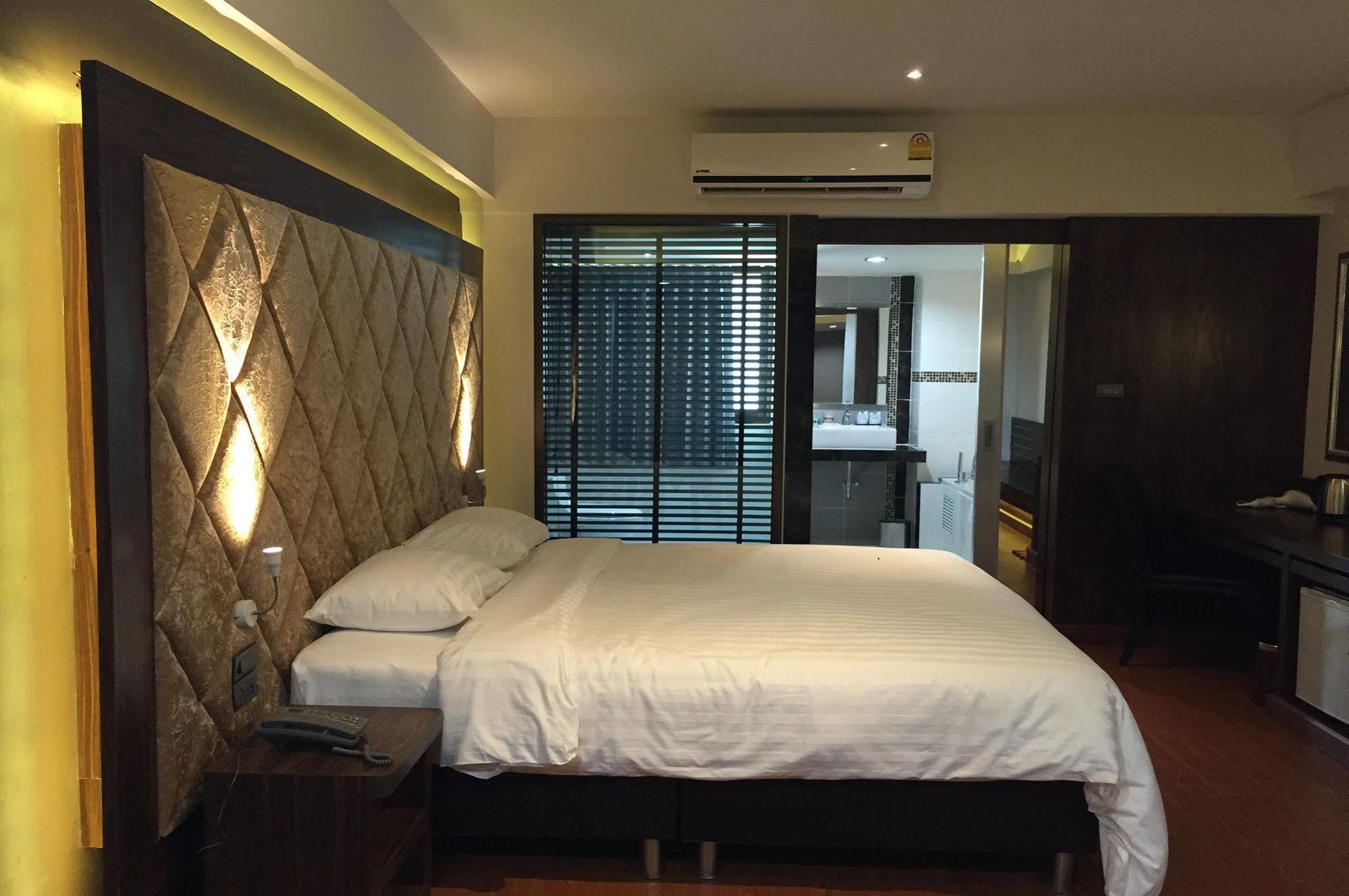 Grand Pink Hotel Hatyai Хатъяй Экстерьер фото